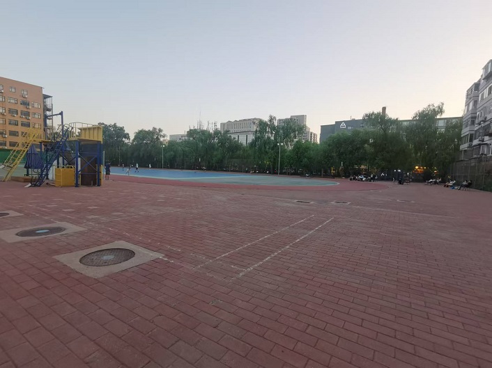 南运动 场1.jpg